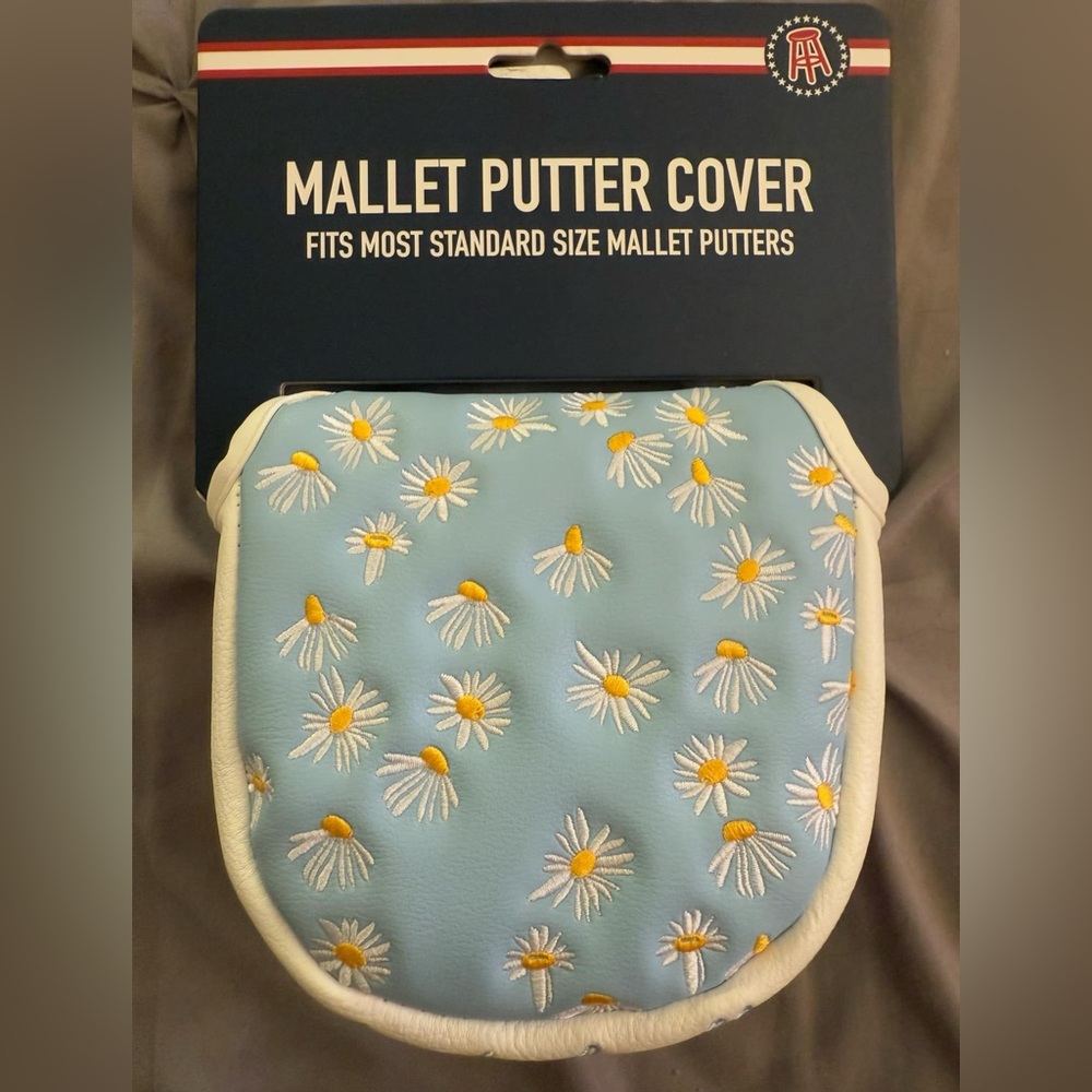 Daisy Embroidered Mallet Putter Cover